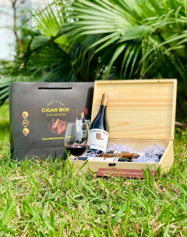 Rượu vang Cigar Box Pinot Noir sài gòn